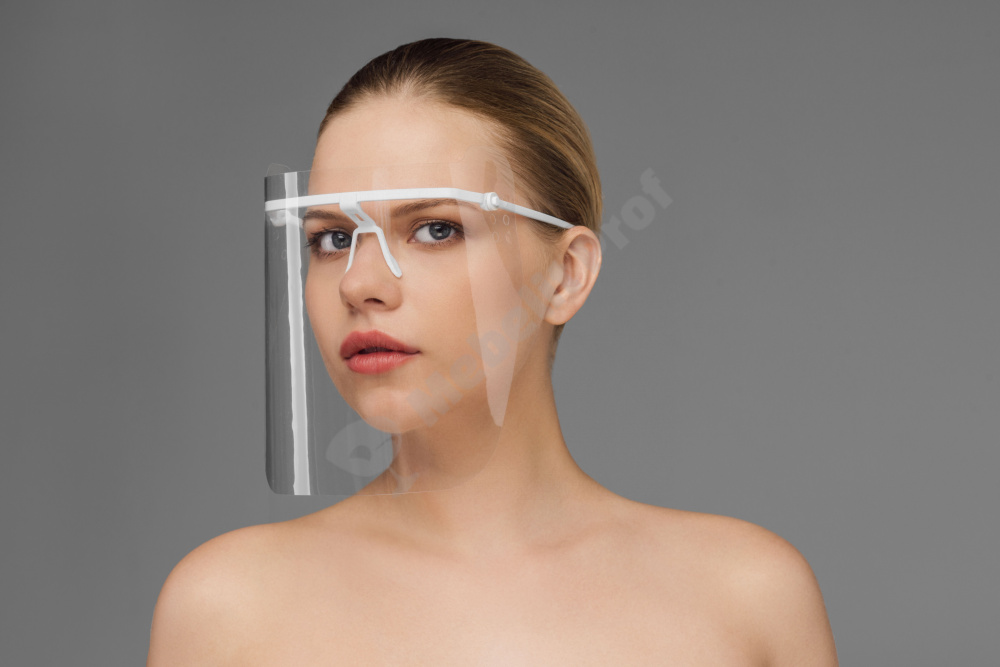 картинка Маска пластмассовая прозрачная для защиты лица от магазина Mebelit-Prof